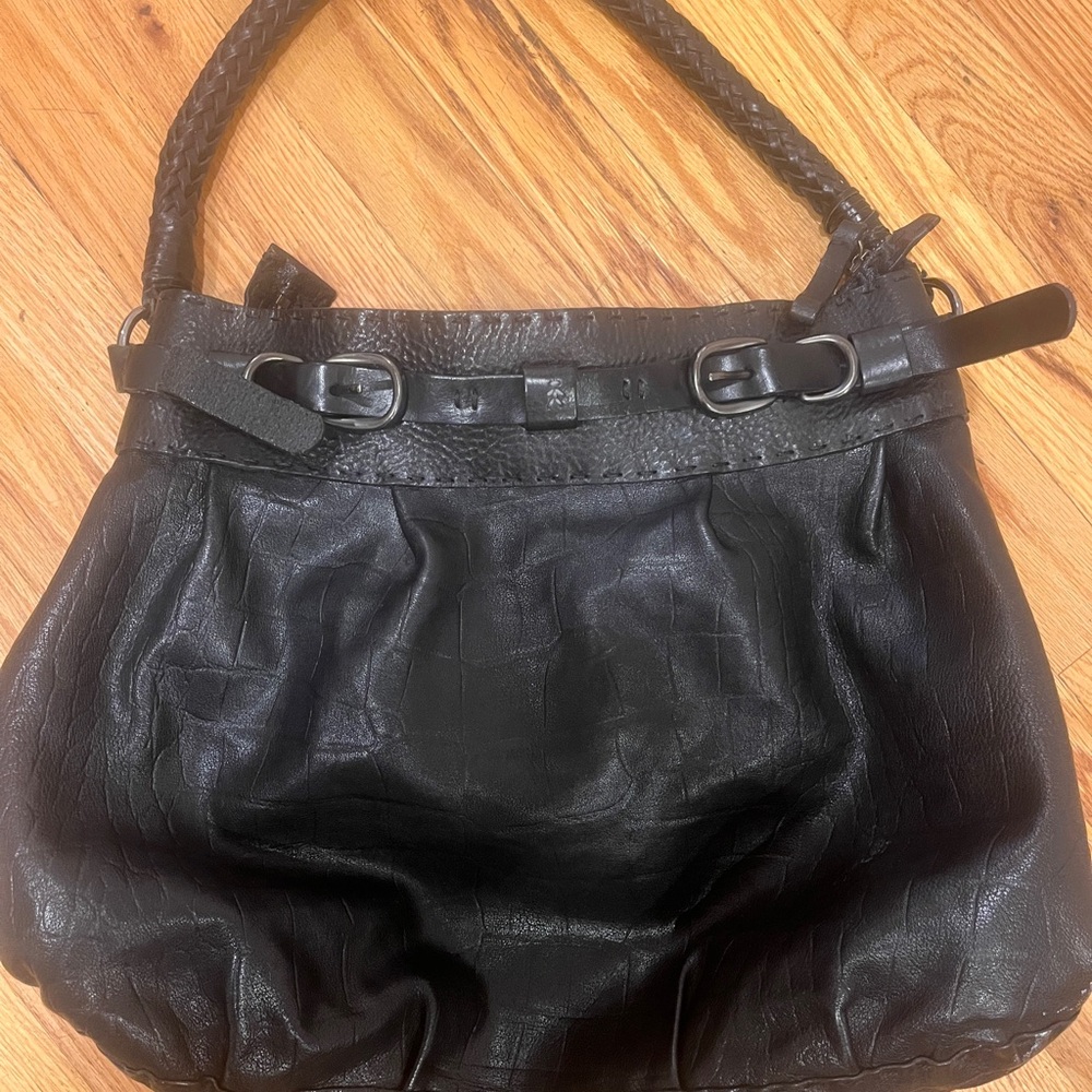 Henry Beguelin black leather hobo super stylish handbag.